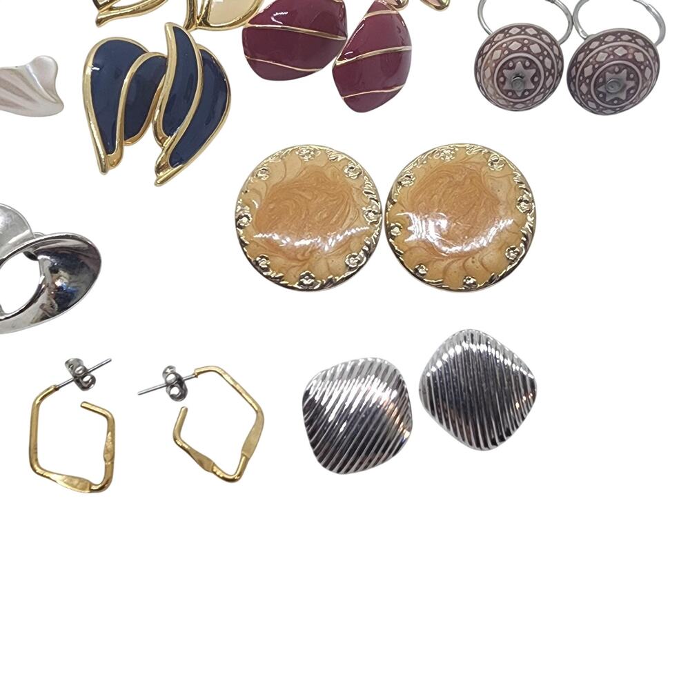 Vintage 1980s Pierced Earrings Lot 25 Pairs Colorful Statement Costume Jewelry - Picture 10 of 14